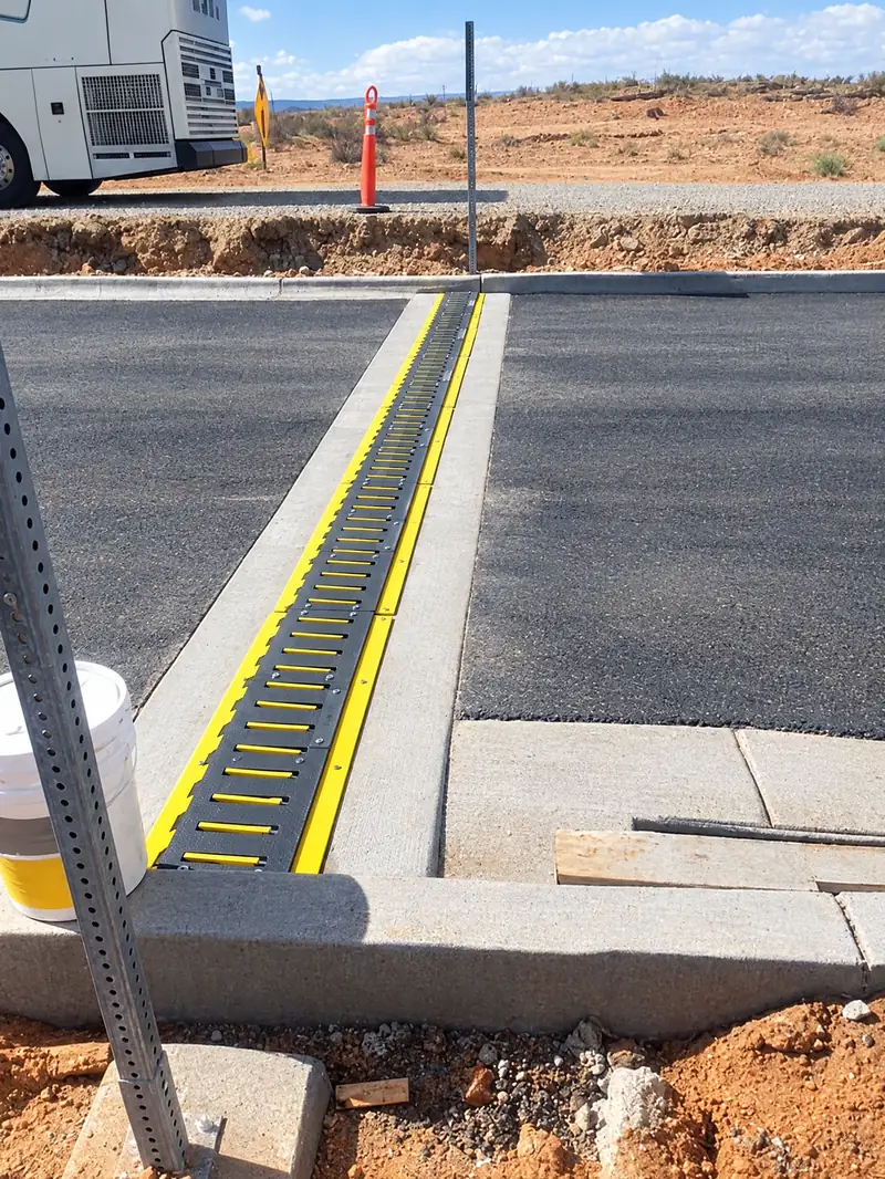 In-ground spikes with every blade locked flat